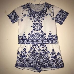 White and blue matching set short and skirt